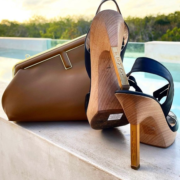 Fendi Slingback heels - Picture 3 of 4